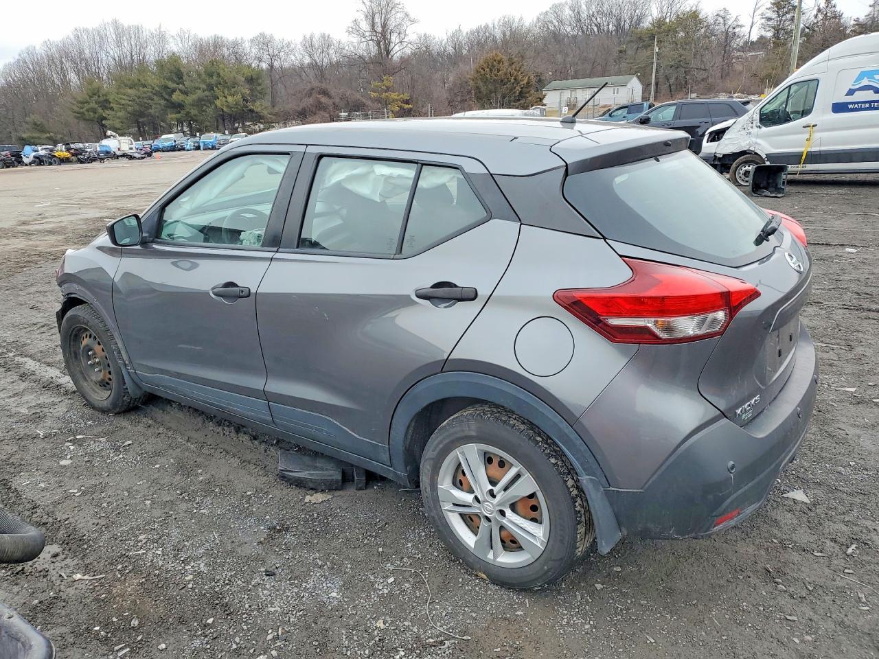 2020 Nissan Kicks S - zdjęcie 2