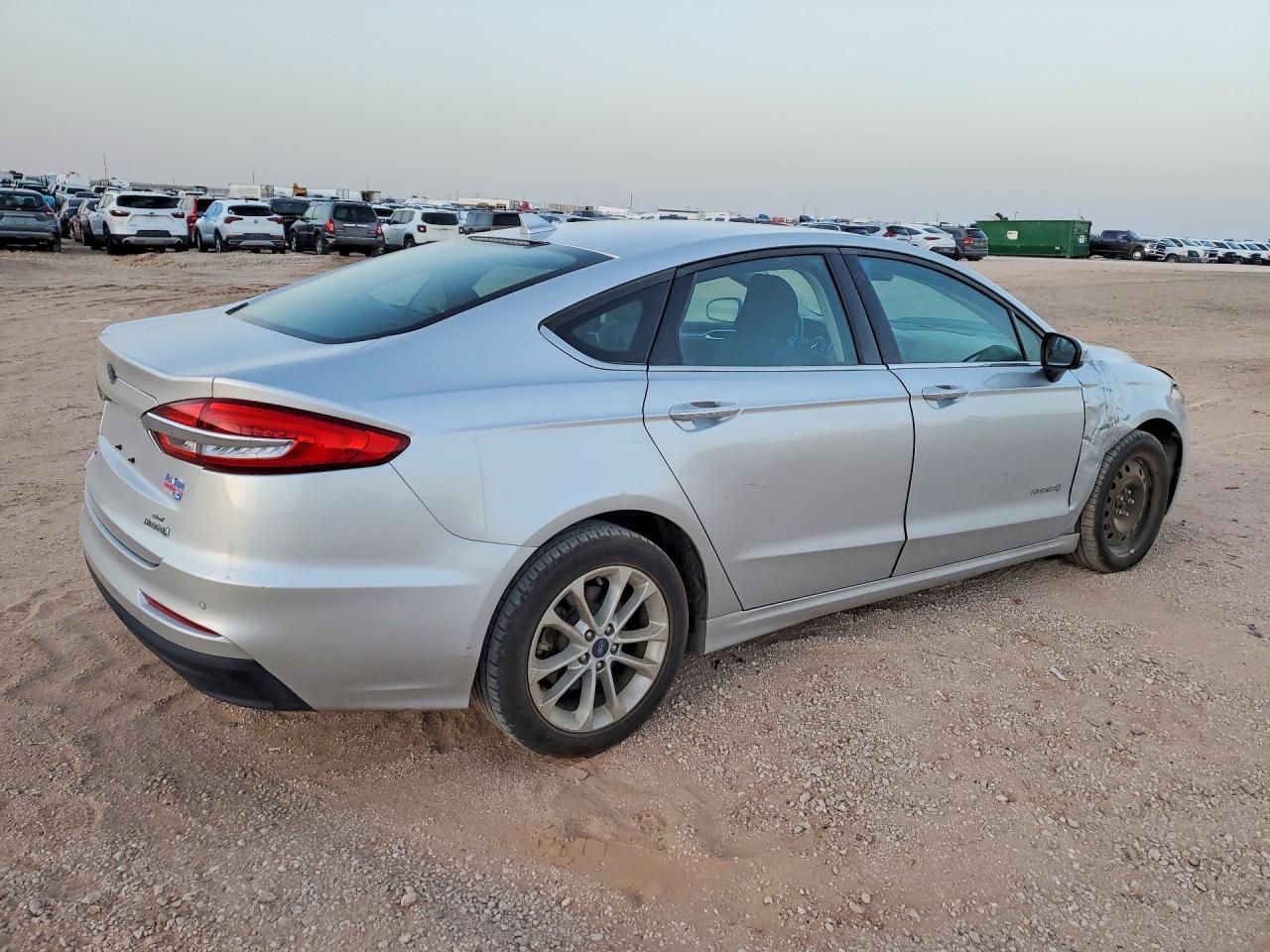 2019 Ford Fusion Se - zdjęcie 3
