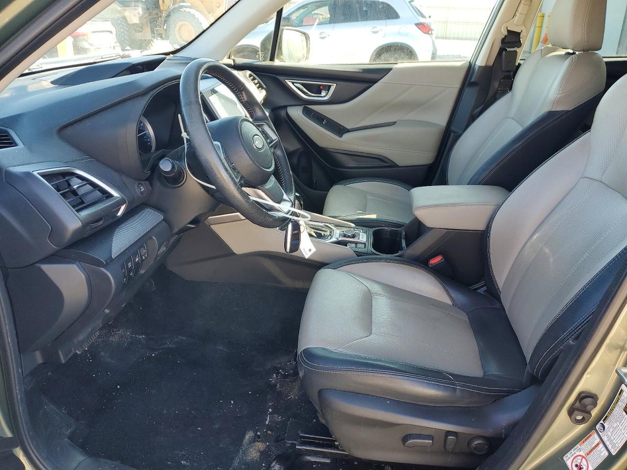 2020 Subaru Forester Limited - zdjęcie 7