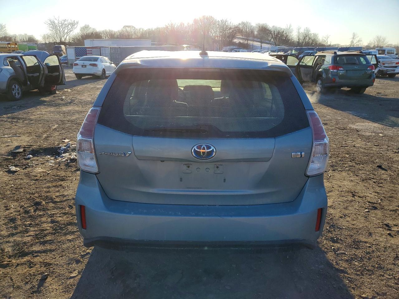 2015 Toyota Prius V Three - zdjęcie 6