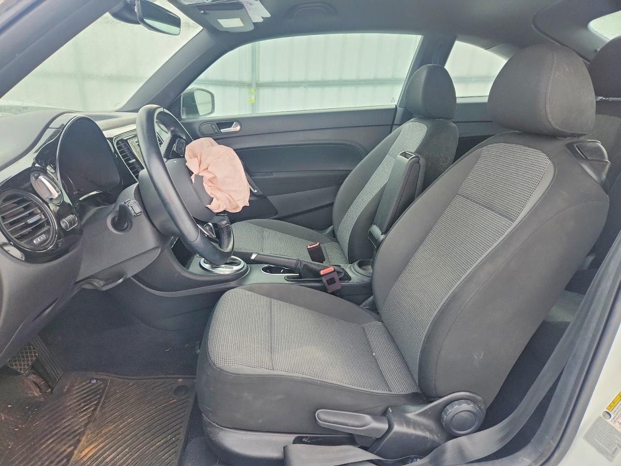 2017 Volkswagen Beetle 1.8T - zdjęcie 7