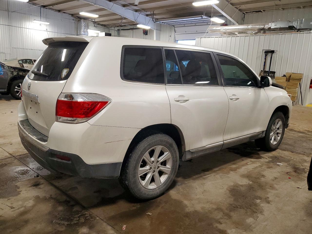 2013 Toyota Highlander Base - zdjęcie 3