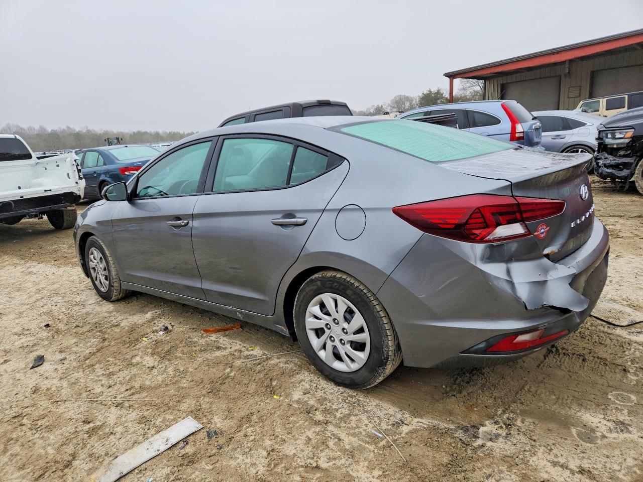 2019 Hyundai Elantra Se - zdjęcie 2