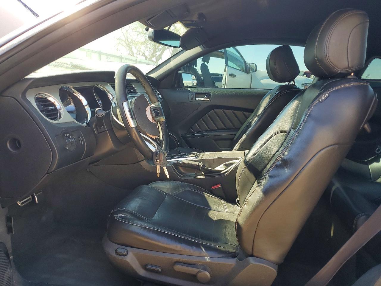 2014 Ford Mustang - zdjęcie 7