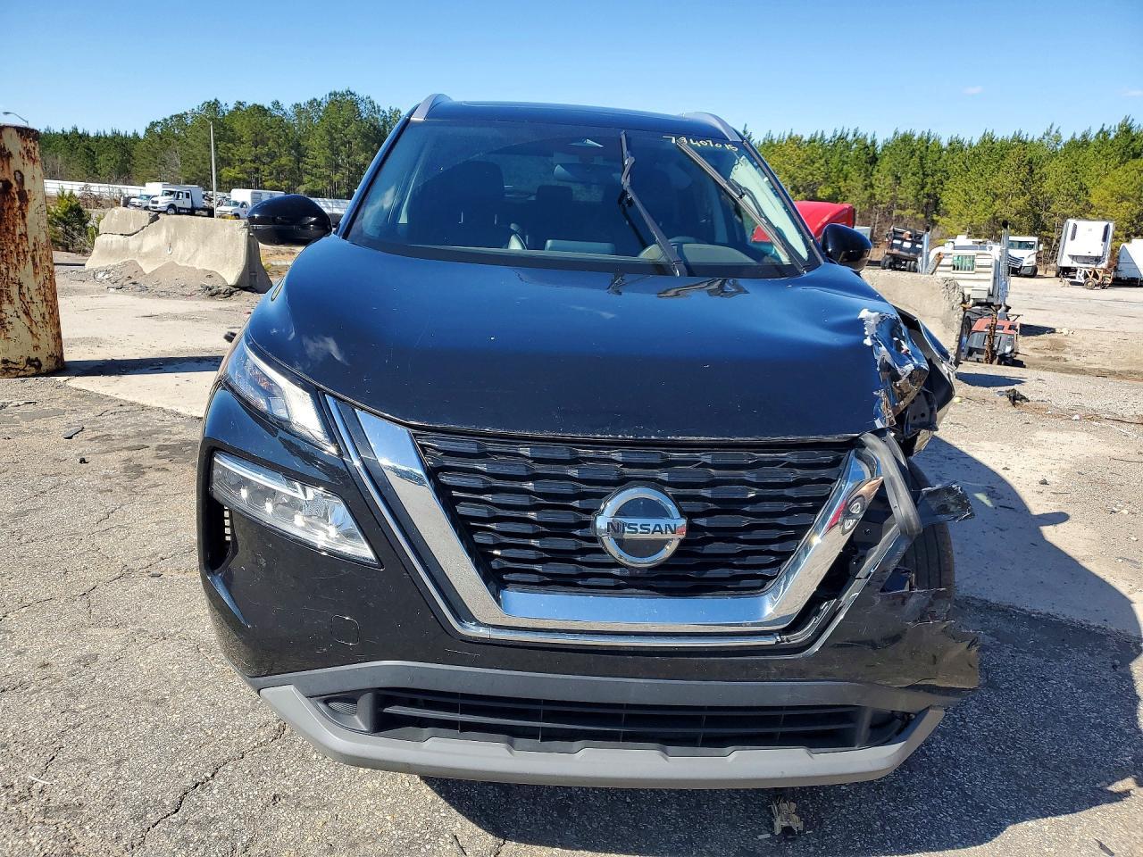 2021 Nissan Rogue Sv - zdjęcie 5