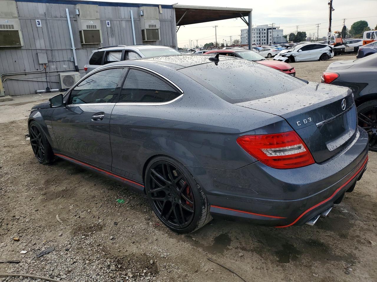 2015 Mercedes-Benz C 63 Amg - zdjęcie 2