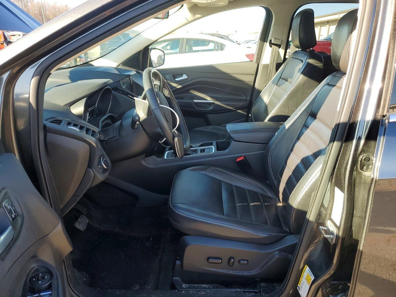 2019 Ford Escape Titanium - zdjęcie 7