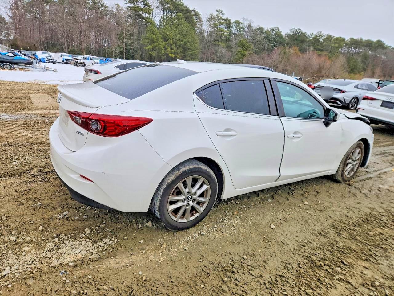 2016 Mazda 3 Grand Touring - zdjęcie 3