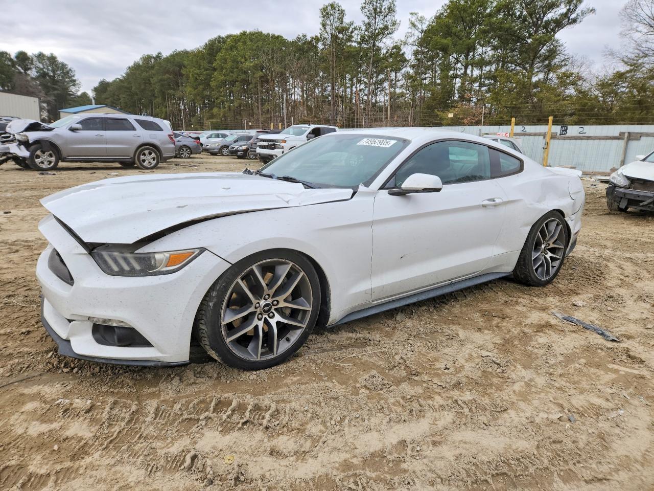 2015 Ford Mustang - zdjęcie główne