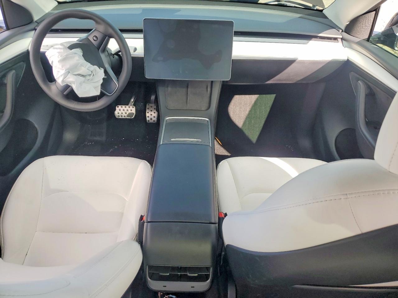 2023 Tesla Model Y - zdjęcie 8