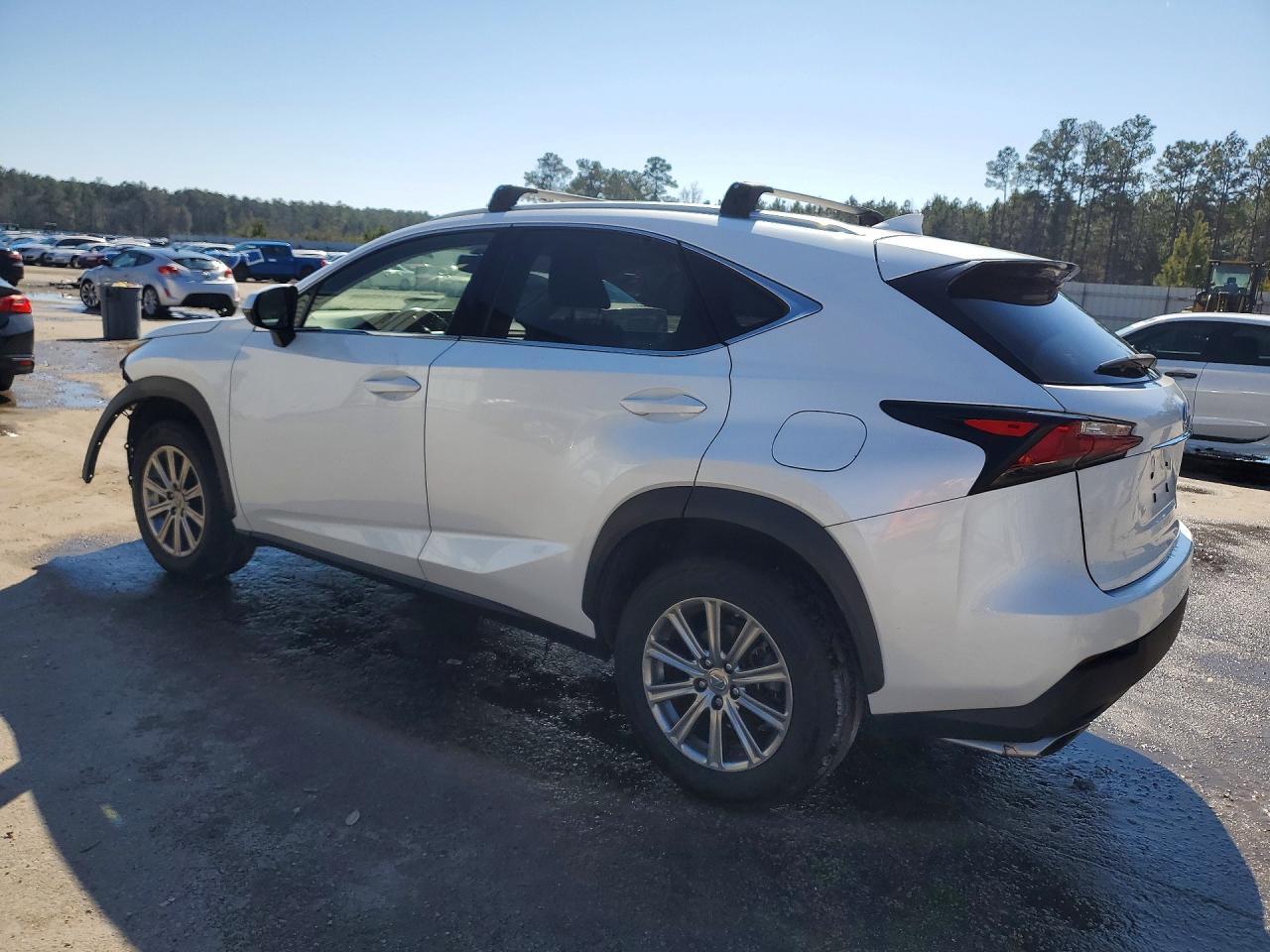 2017 Lexus Nx 200T Base - zdjęcie 2