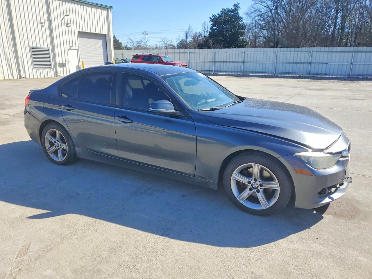 BMW Seria 3 - zdjęcie 4