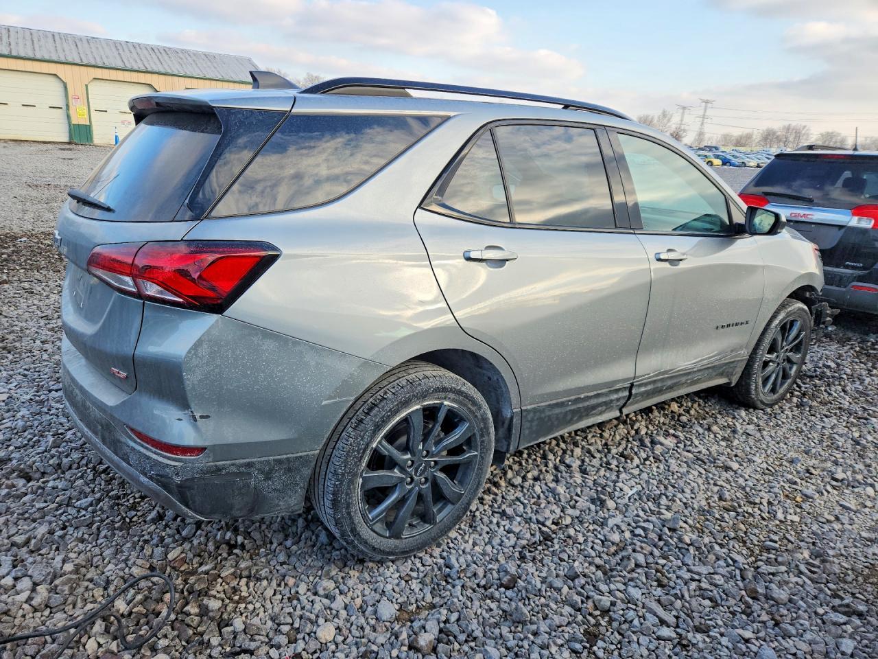 2023 Chevrolet Equinox Rs - zdjęcie 3
