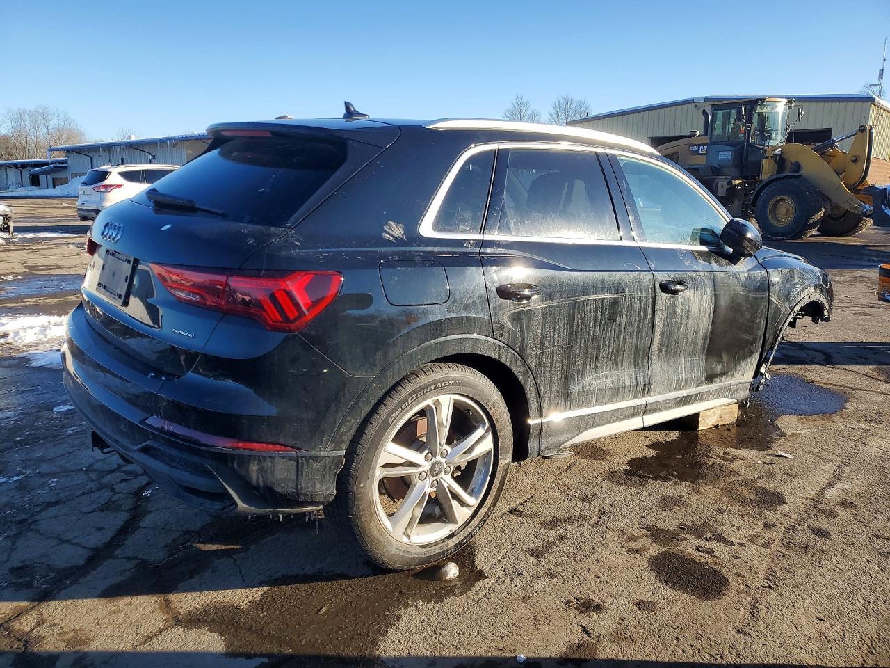 2024 Audi Q3 Premium Plus S Line 45 - zdjęcie 3