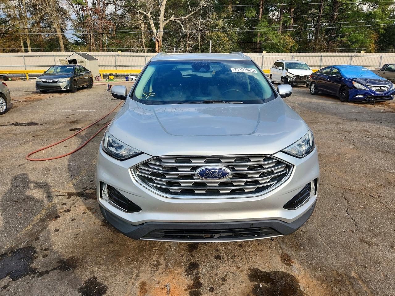 2019 Ford Edge Titanium - zdjęcie 5