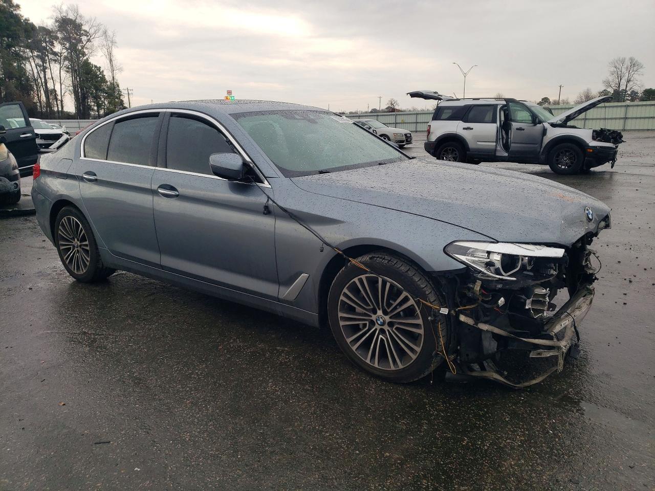 BMW Seria 5 - zdjęcie 4