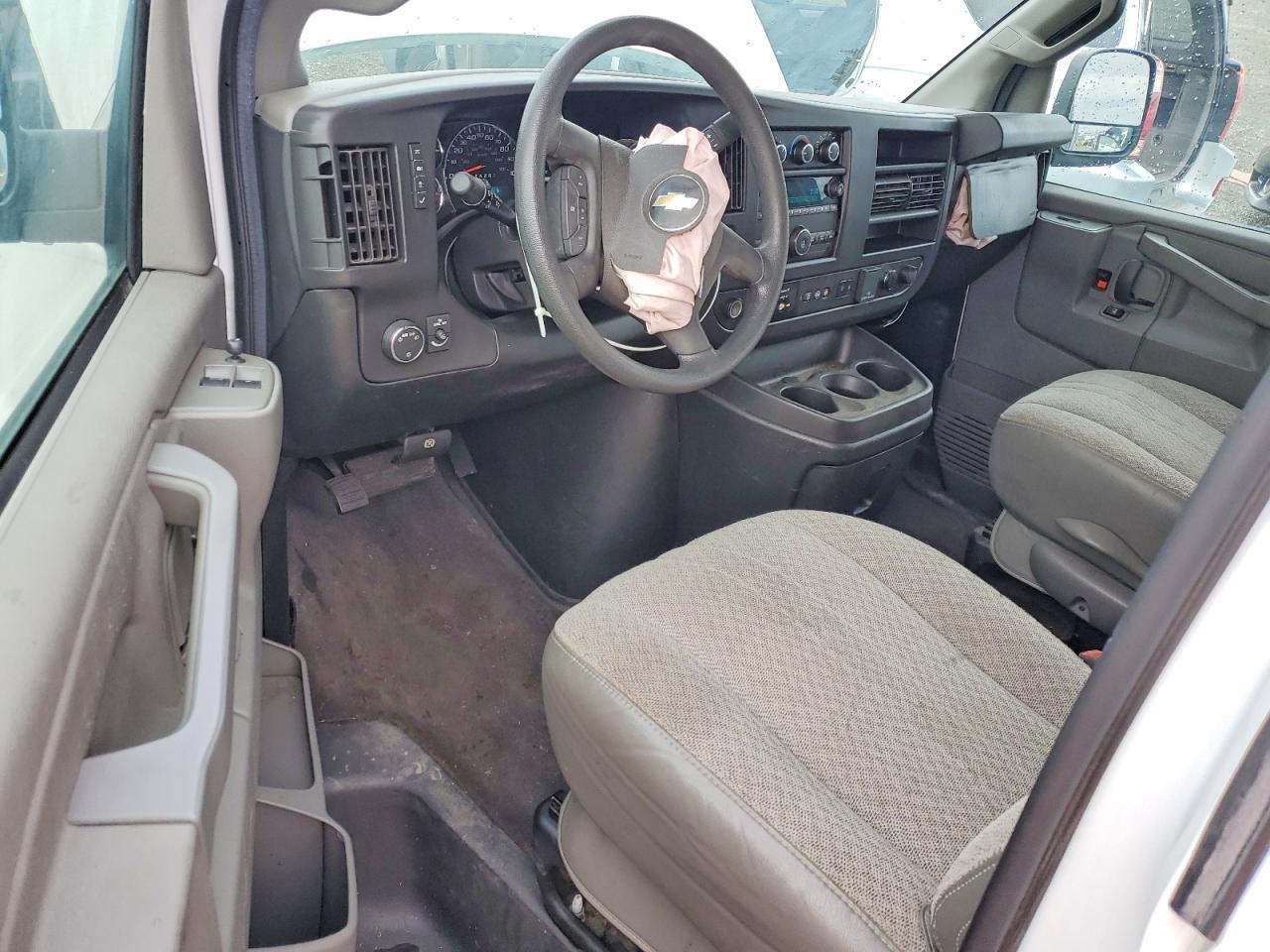 2019 Chevrolet Express G3500 Lt - zdjęcie 8