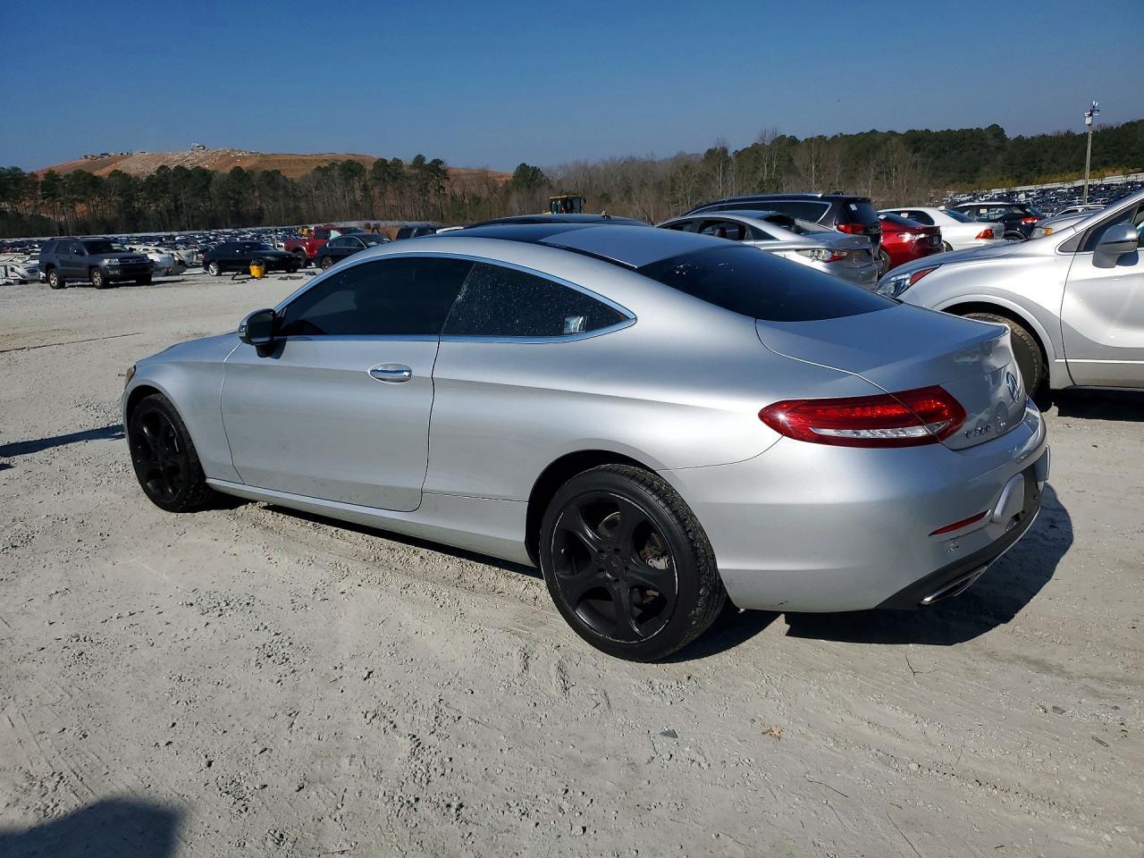 2017 Mercedes-Benz C 300 4Matic - zdjęcie 2