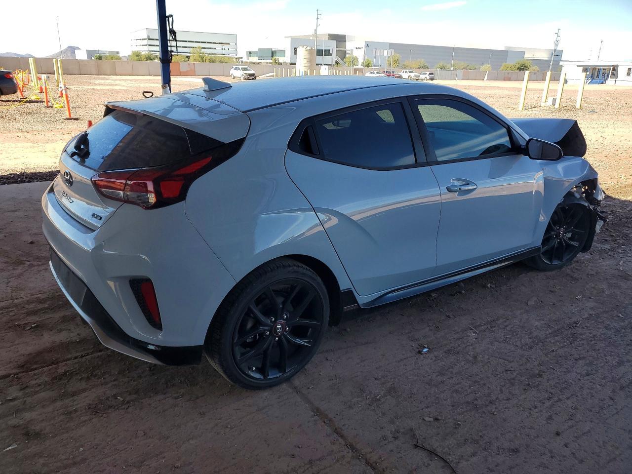 2020 Hyundai Veloster Turbo - zdjęcie 3