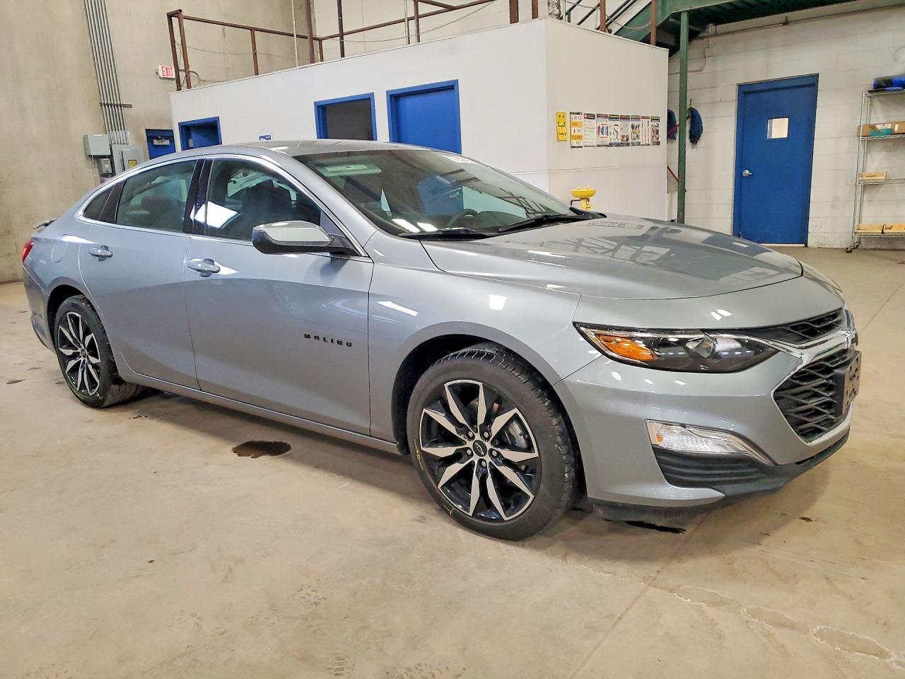 2023 Chevrolet Malibu Rs - zdjęcie 4