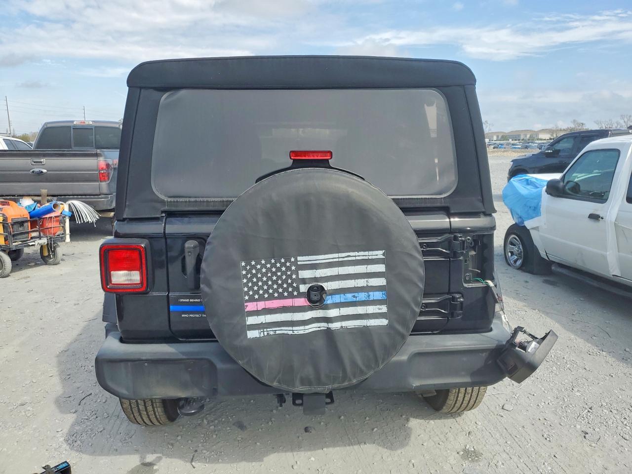 2023 Jeep Wrangler Sport - zdjęcie 6