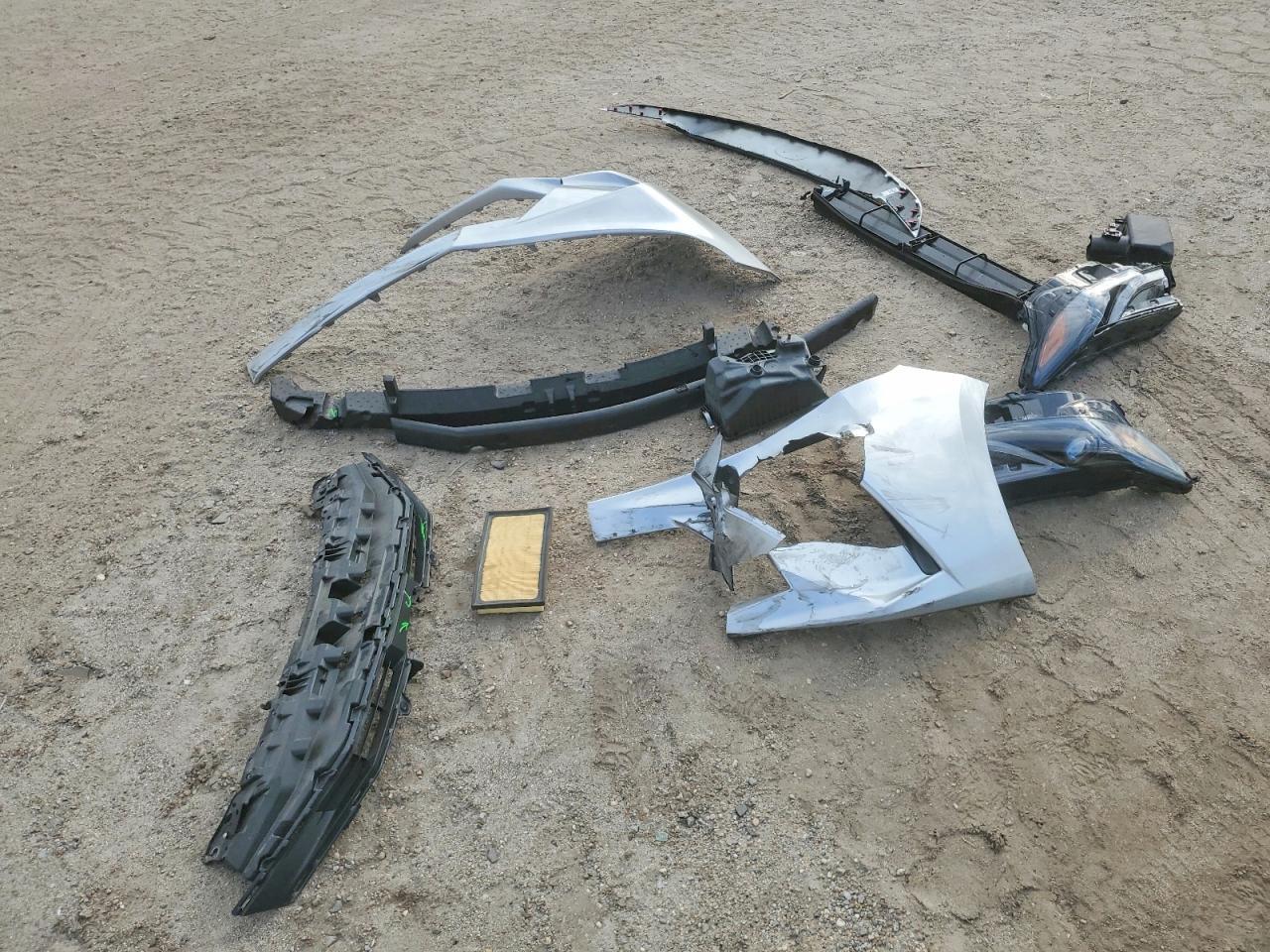 2025 Toyota Camry Xse - zdjęcie 12