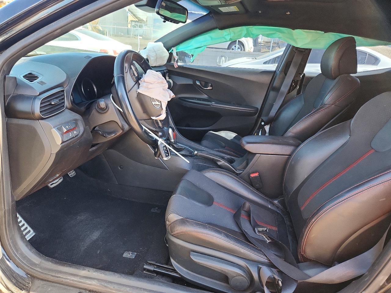 2019 Hyundai Veloster Turbo - zdjęcie 7