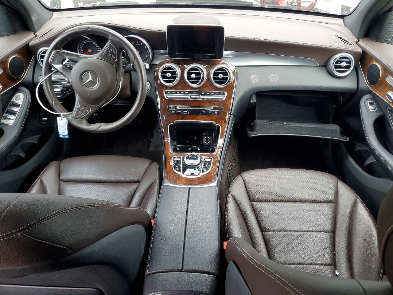 2018 Mercedes-Benz Glc 300 4Matic - zdjęcie 8