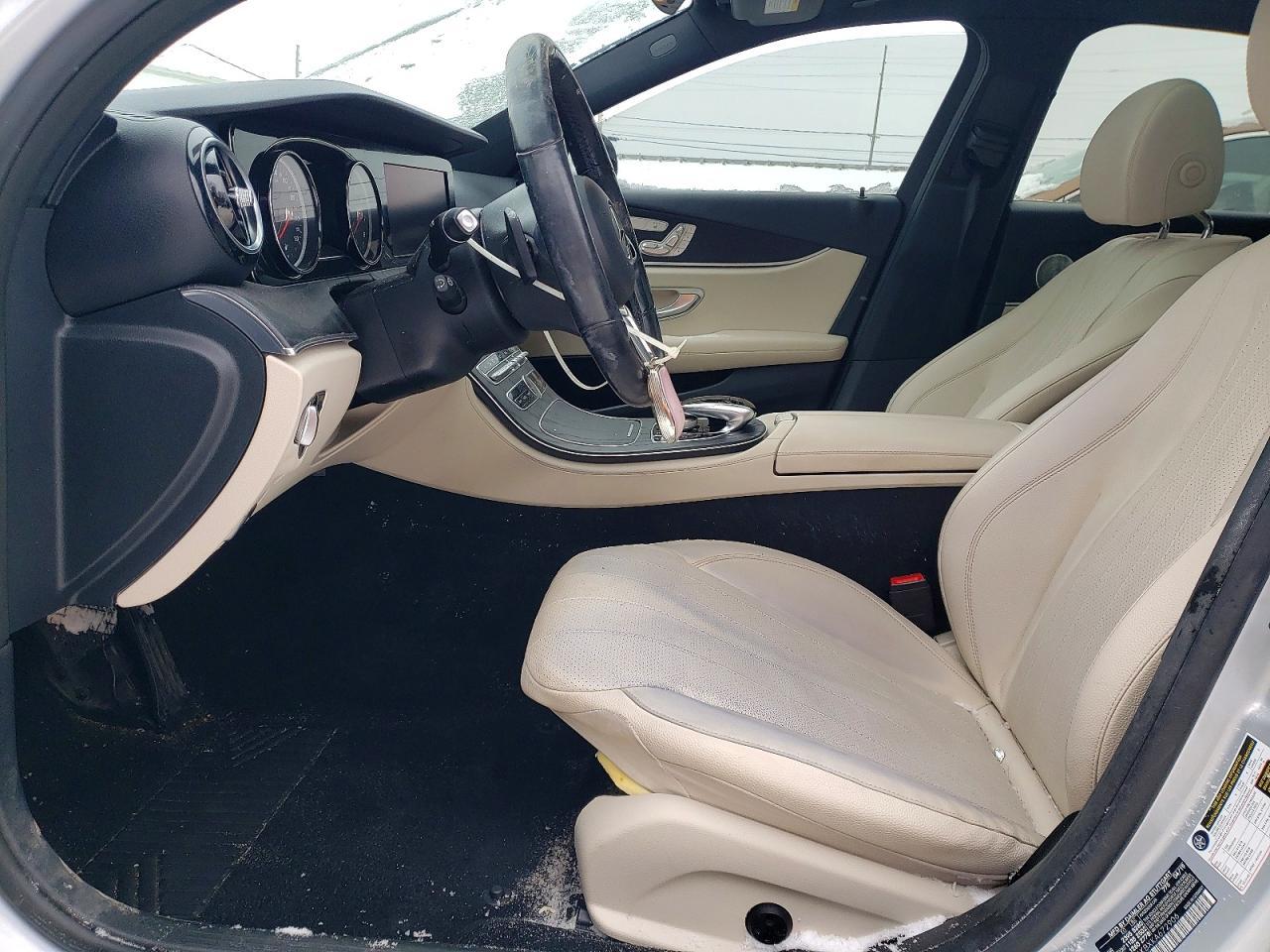 2019 Mercedes-Benz E 300 4Matic - zdjęcie 7