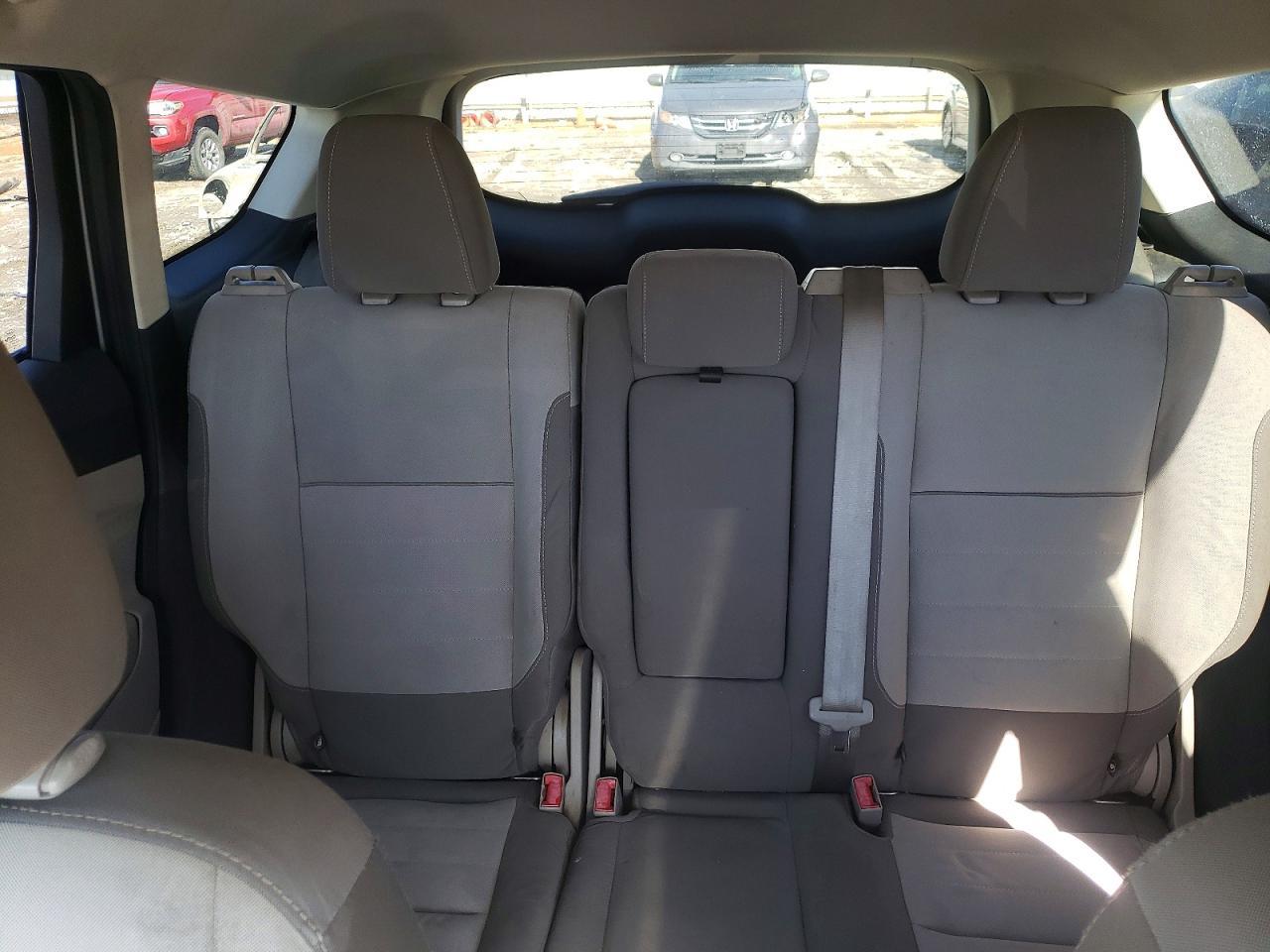 2015 Ford Escape - zdjęcie 10