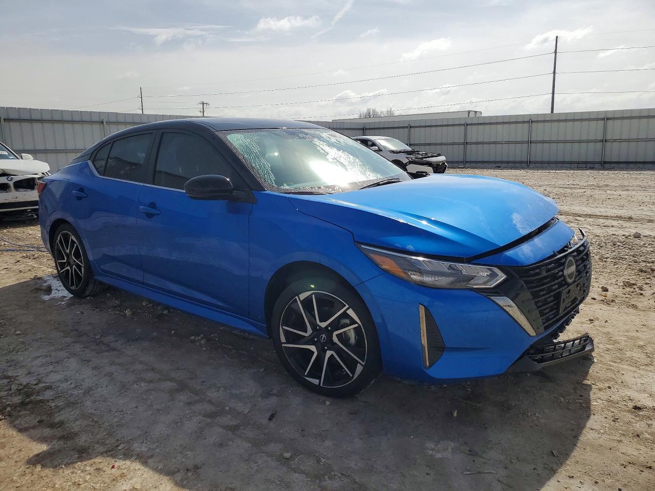 2025 Nissan Sentra Sr - zdjęcie 4