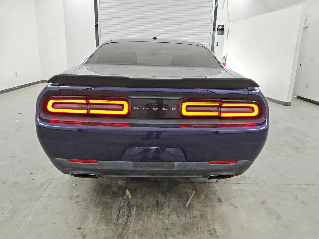 2015 Dodge Challenger Sxt - zdjęcie 6