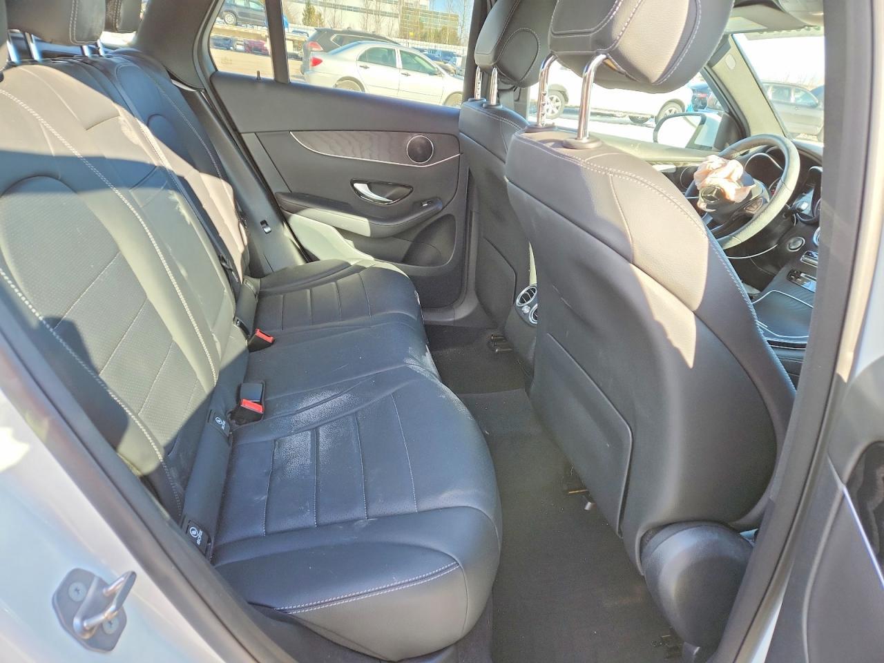 2018 Mercedes-Benz Glc 300 4Matic - zdjęcie 11