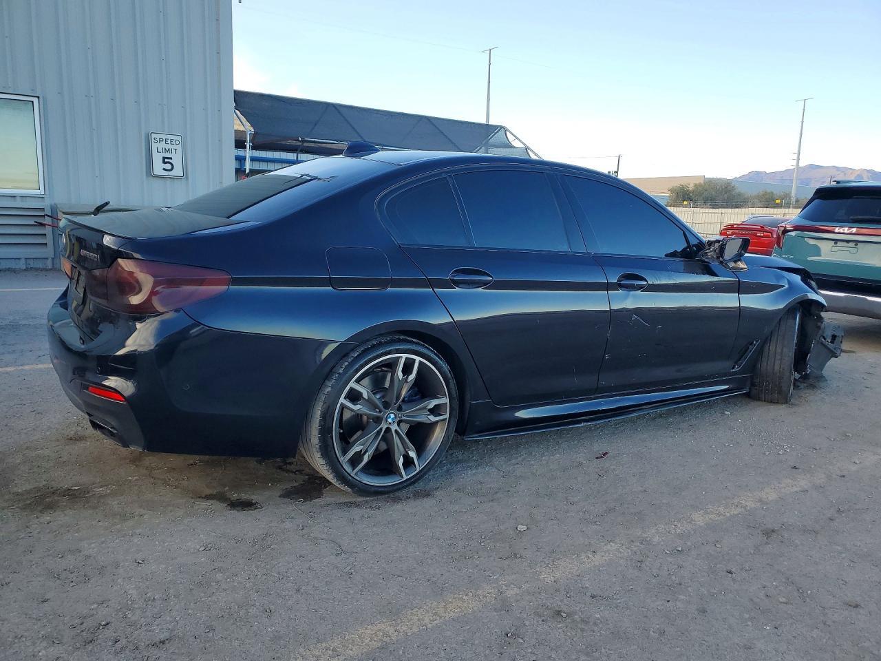 2019 BMW M550Xi - zdjęcie 3