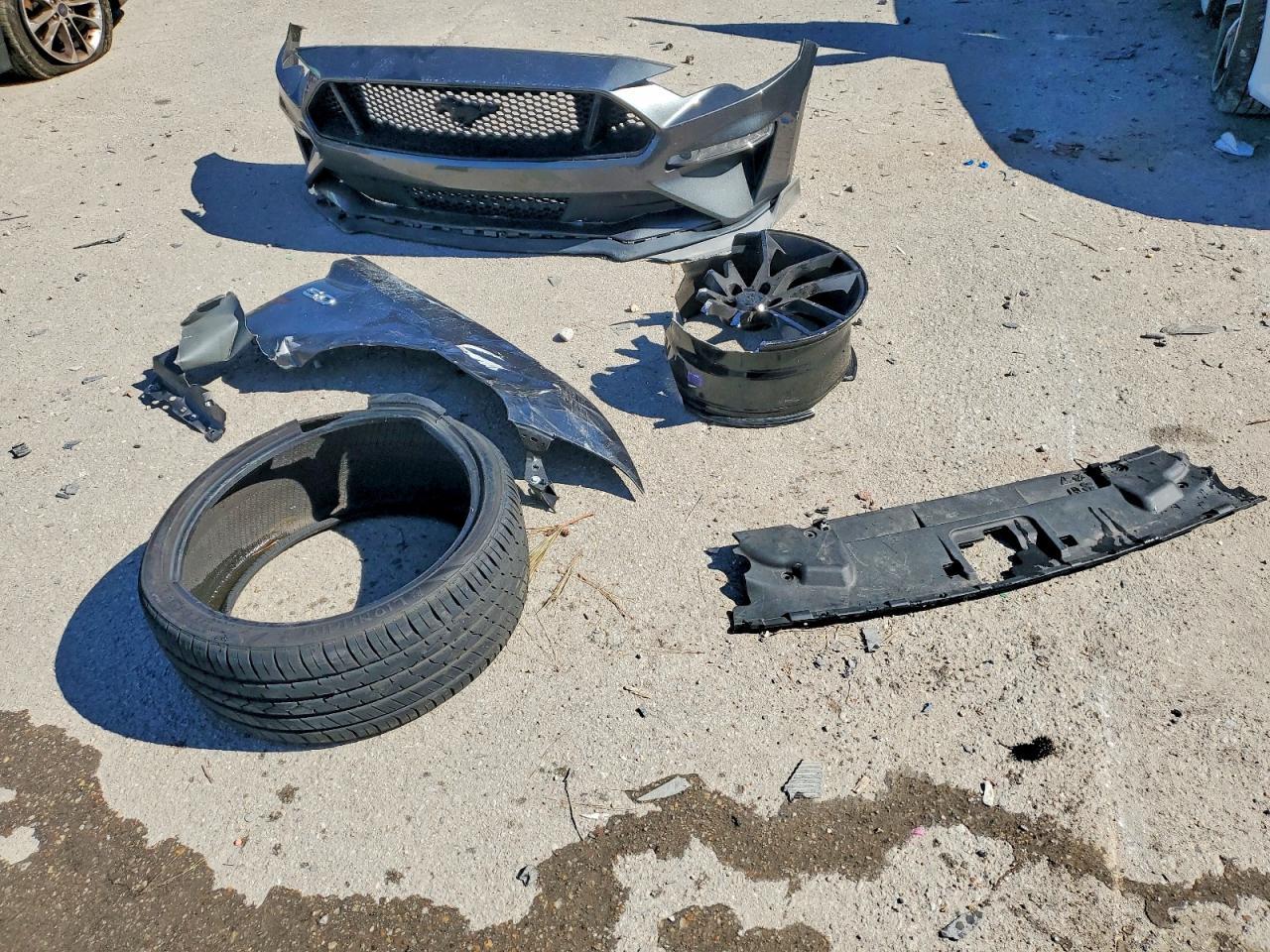 2020 Ford Mustang Gt - zdjęcie 12