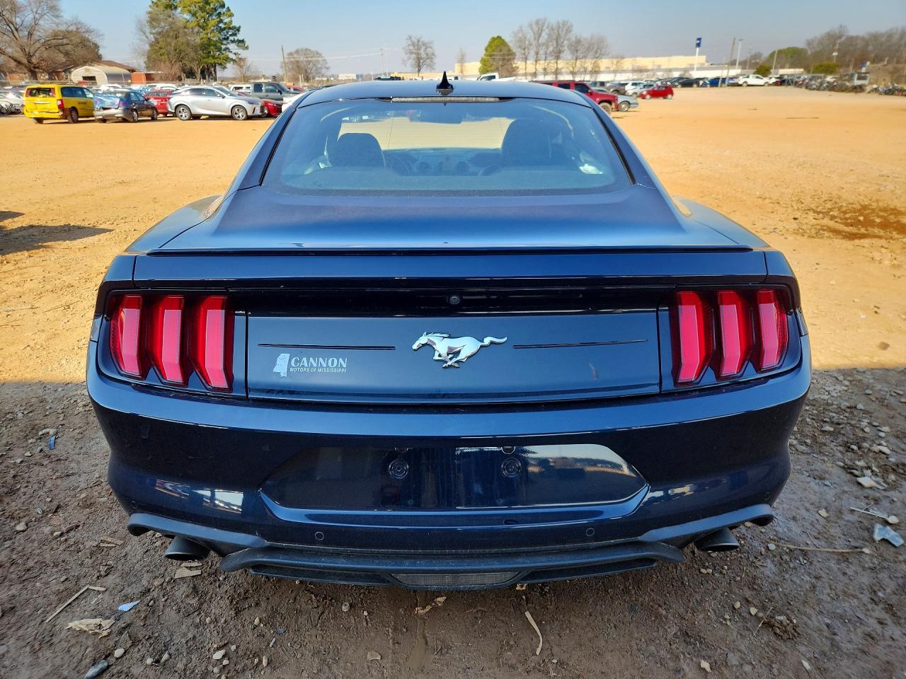 2021 Ford Mustang - zdjęcie 6