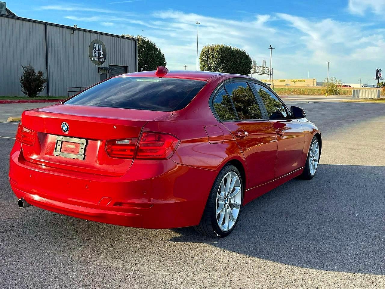 2014 BMW 320 I - zdjęcie 4