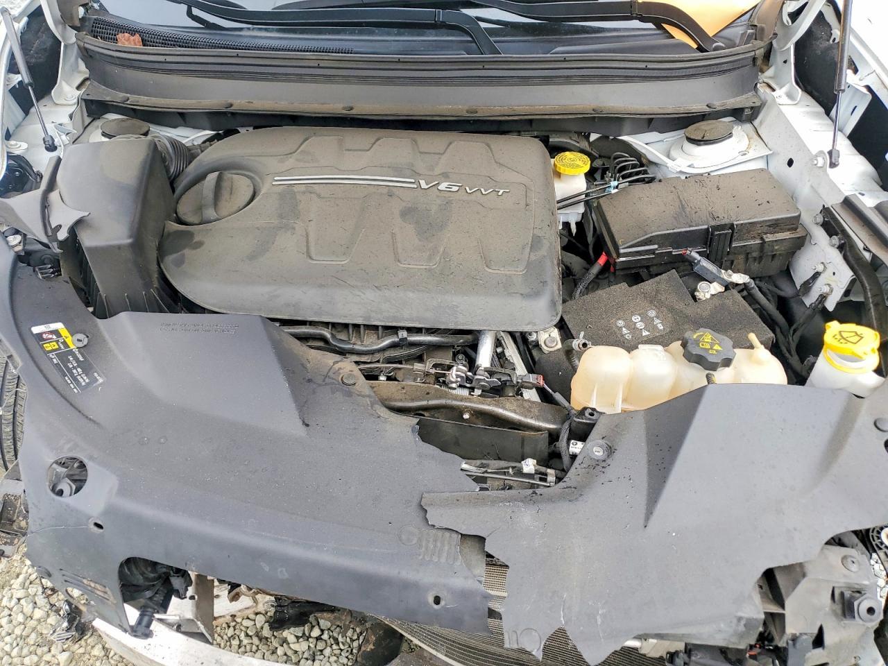 2021 Jeep Cherokee Latitude Lux - zdjęcie 12