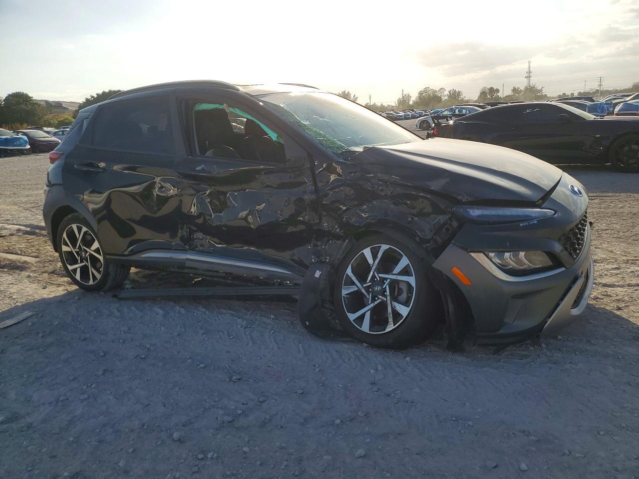 2023 Hyundai Kona Limited - zdjęcie 4