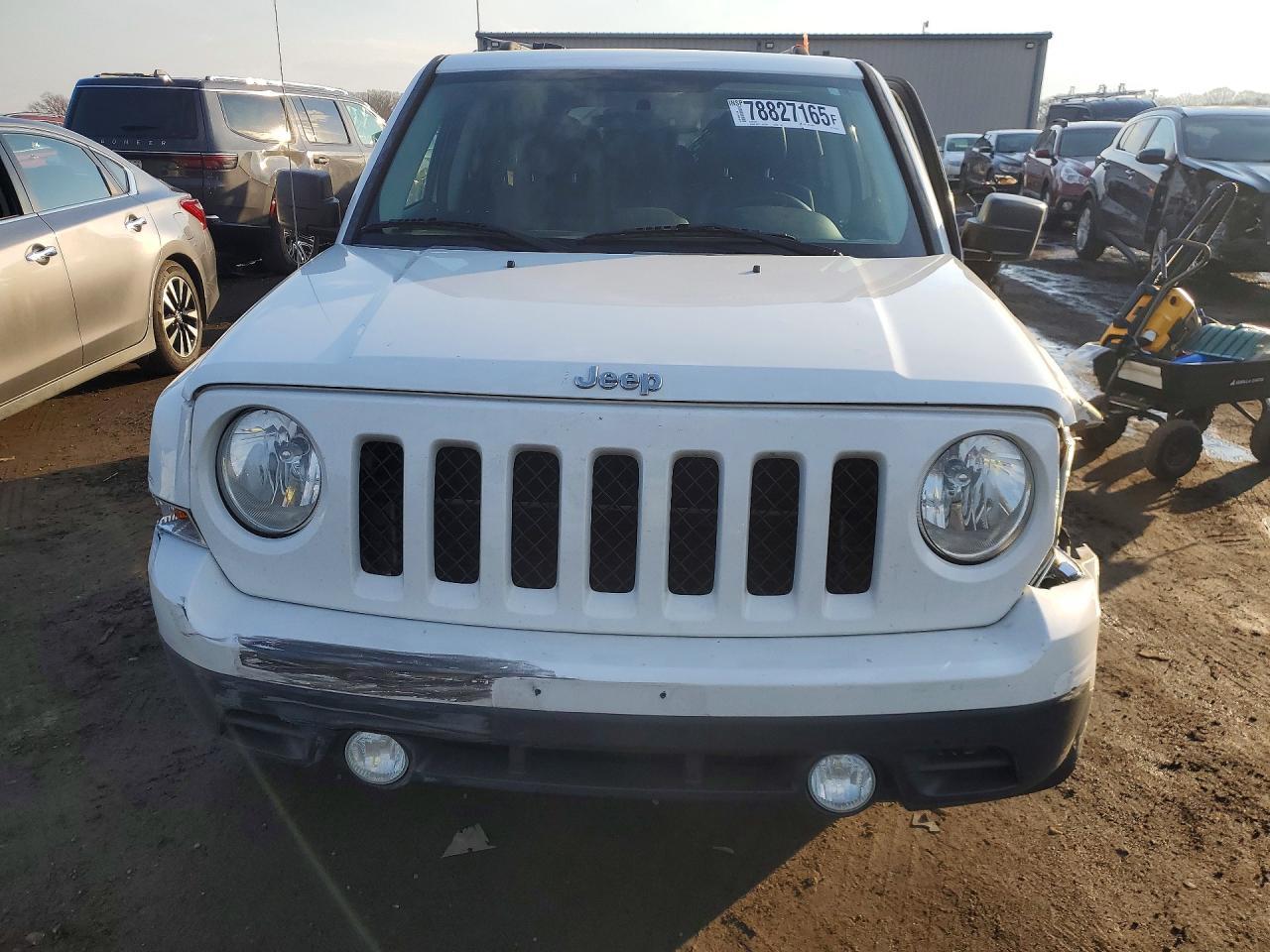 2015 Jeep Patriot Latitude - zdjęcie 5