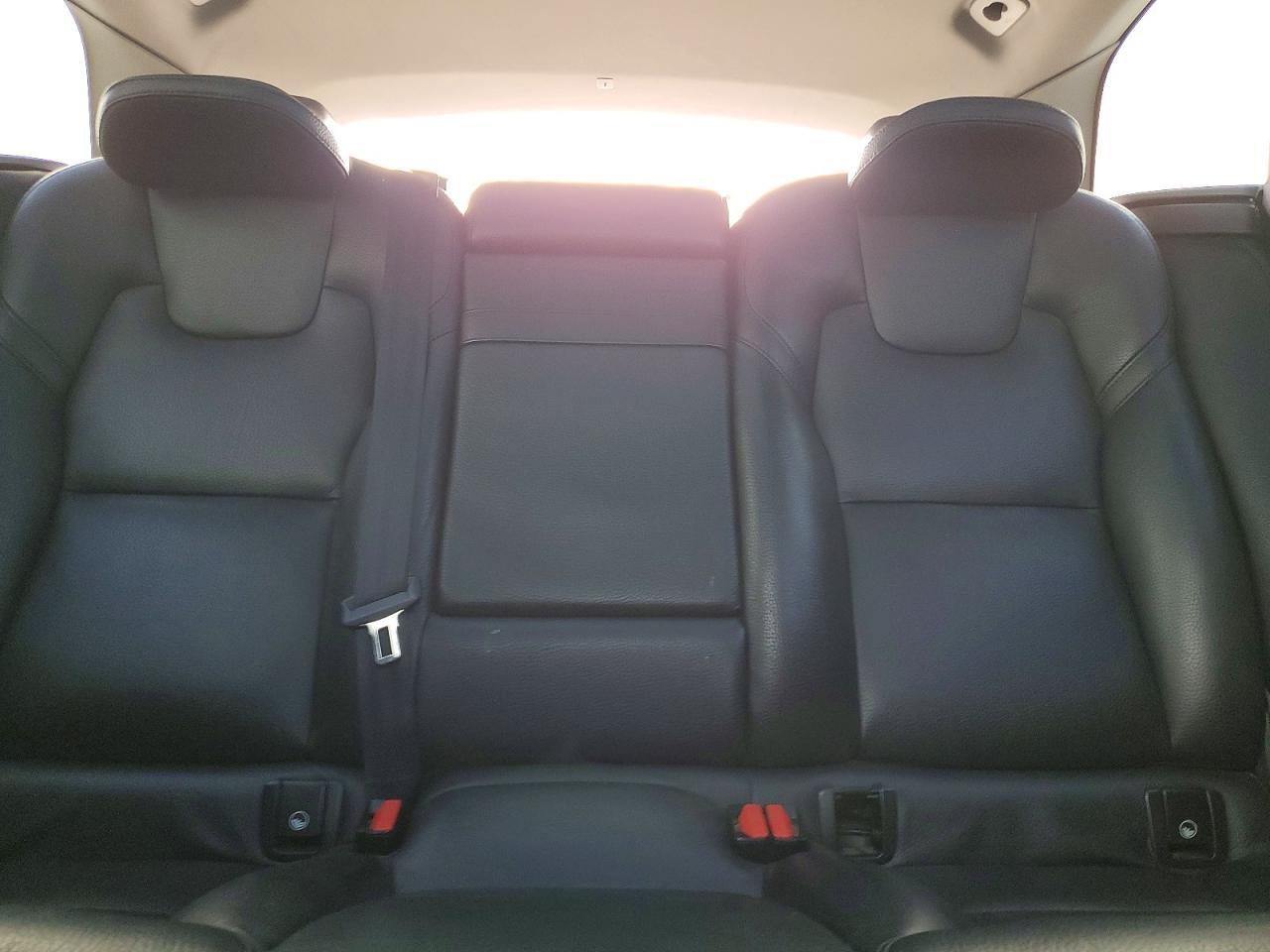 2019 Volvo Xc60 T6 Momentum - zdjęcie 10