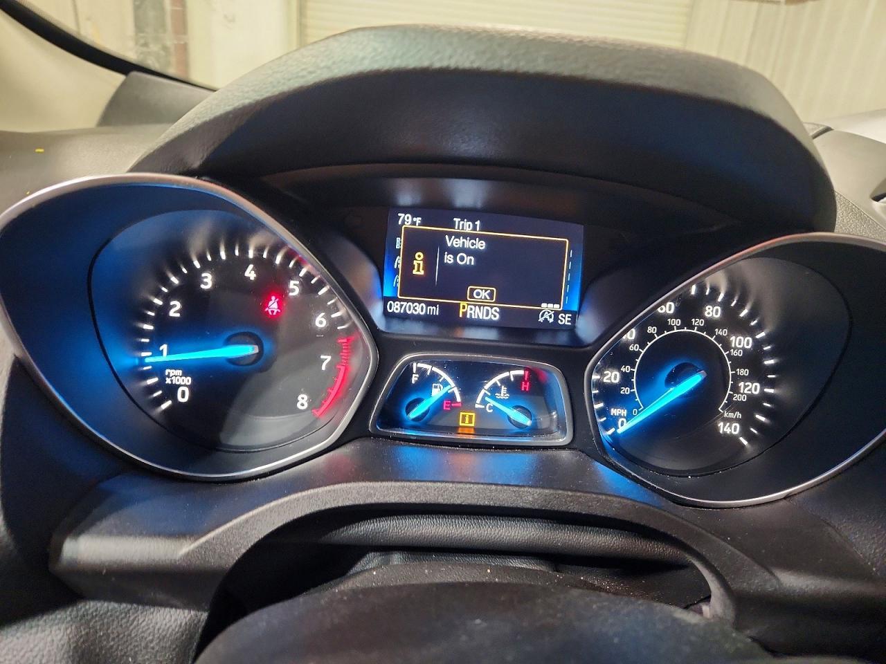 2019 Ford Escape Titanium - zdjęcie 9