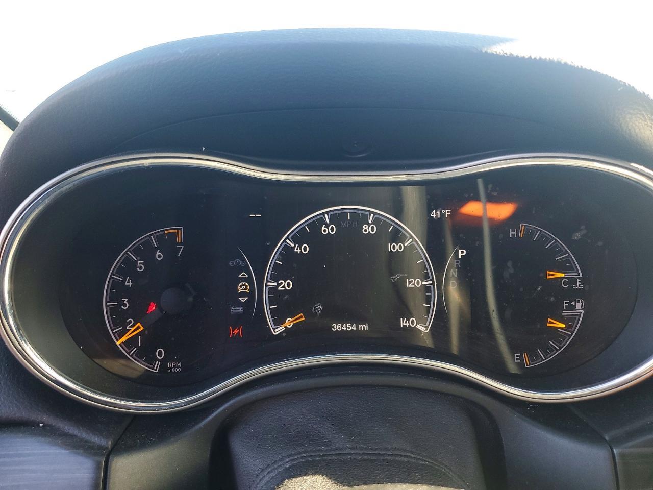 2021 Jeep Grand Cherokee Limited - zdjęcie 9