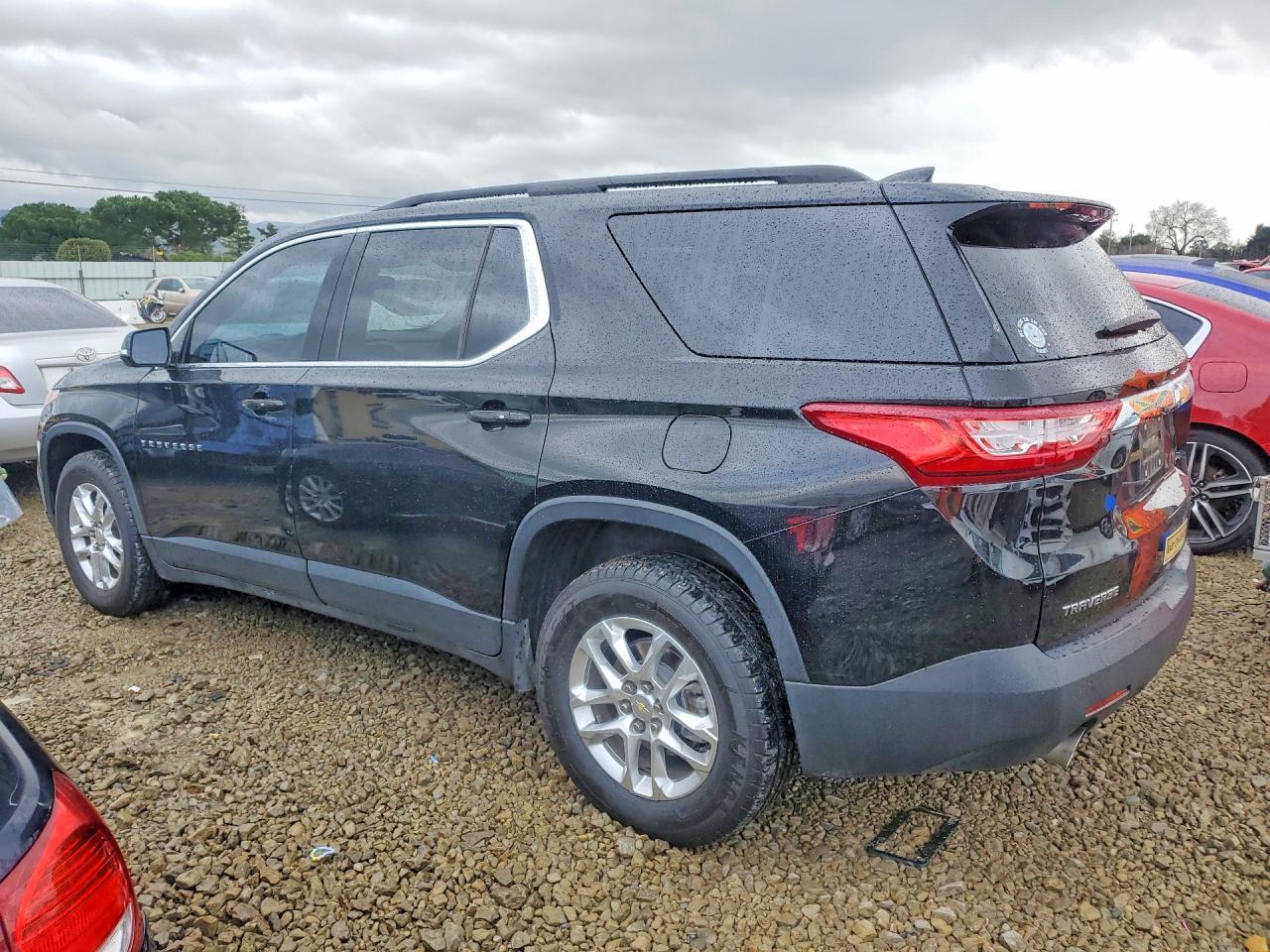 2019 Chevrolet Traverse Lt - zdjęcie 2