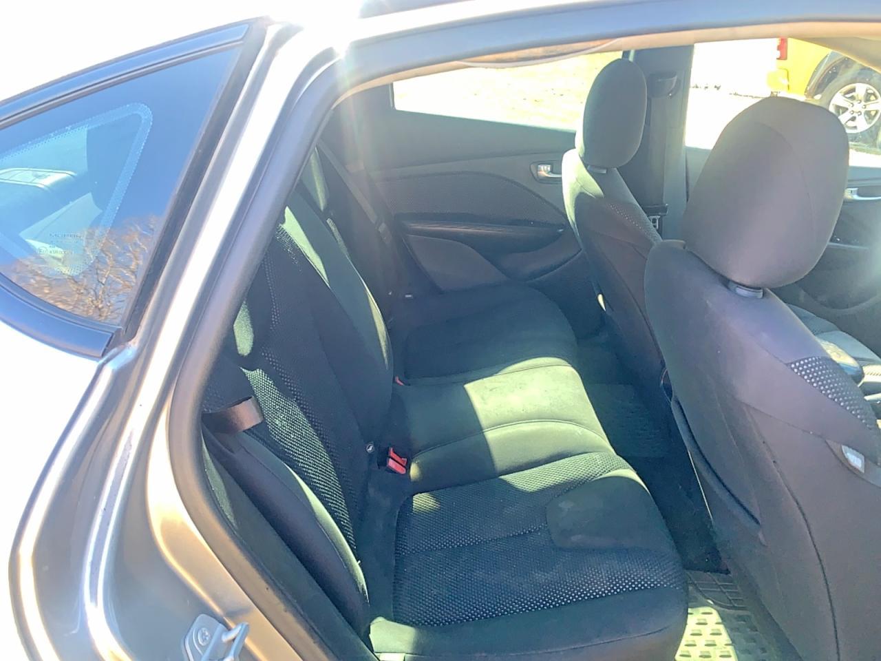 2016 Dodge Dart Se - zdjęcie 6