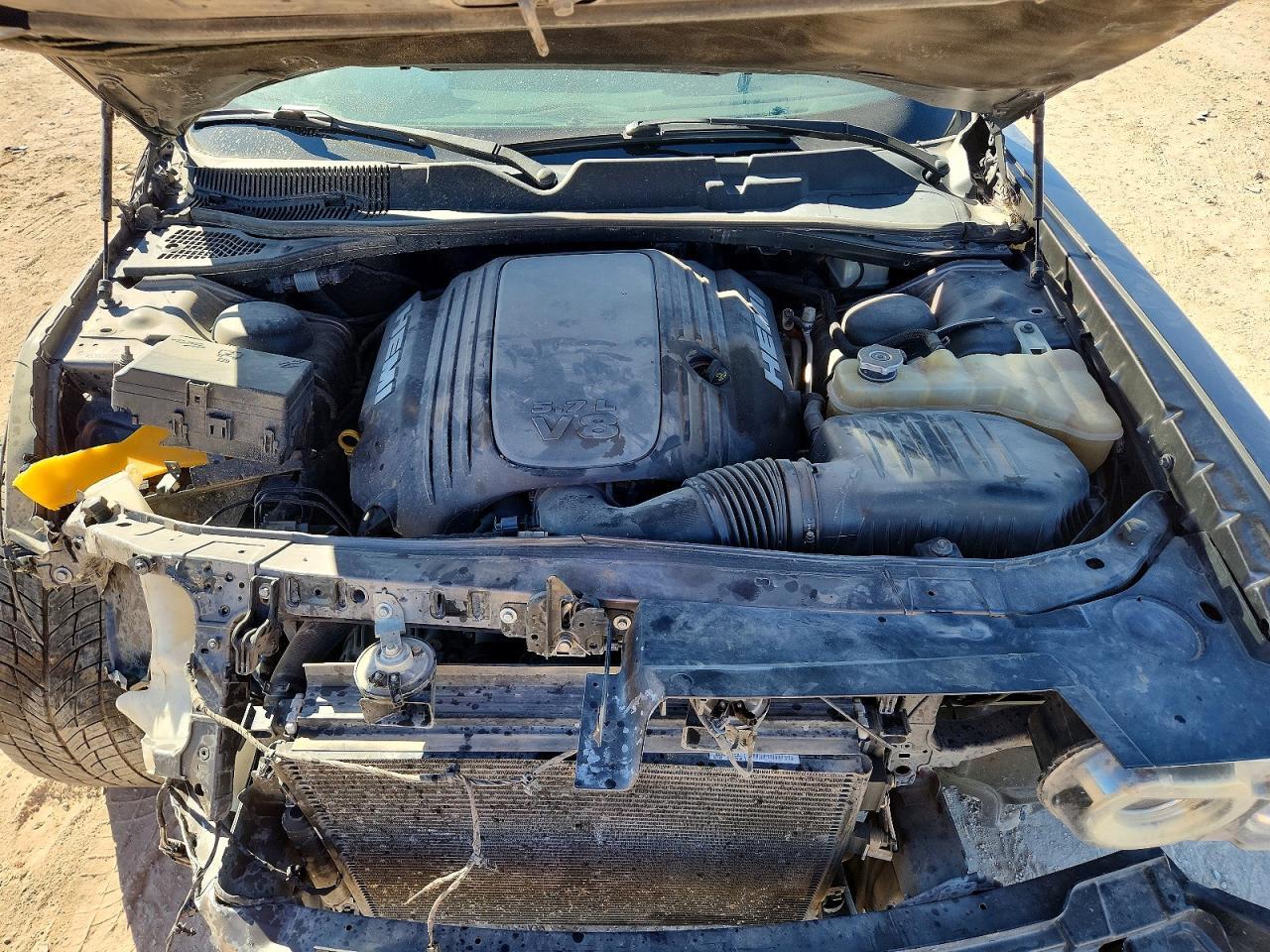 2016 Dodge Challenger R/T - zdjęcie 11