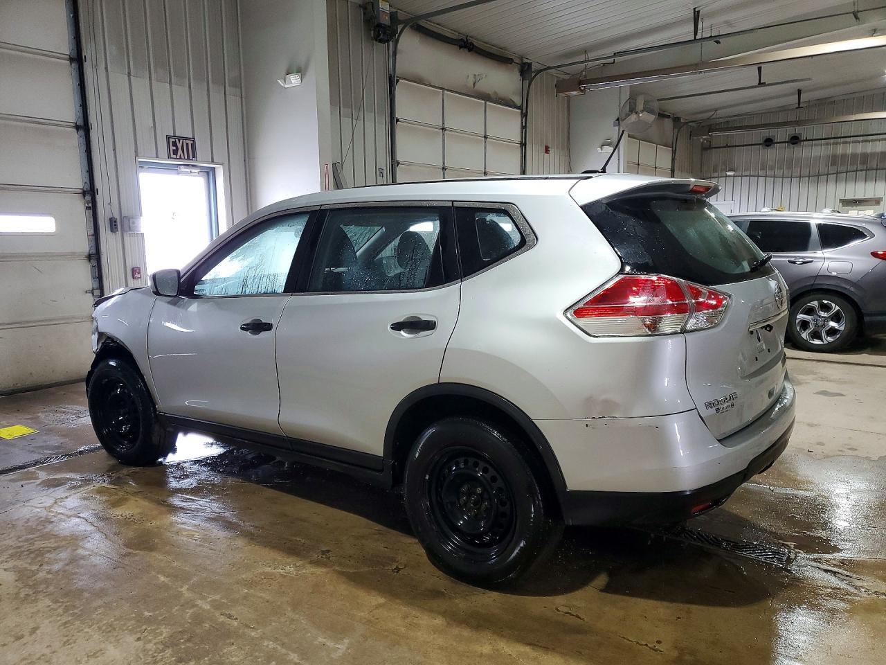 2016 Nissan Rogue S - zdjęcie 2