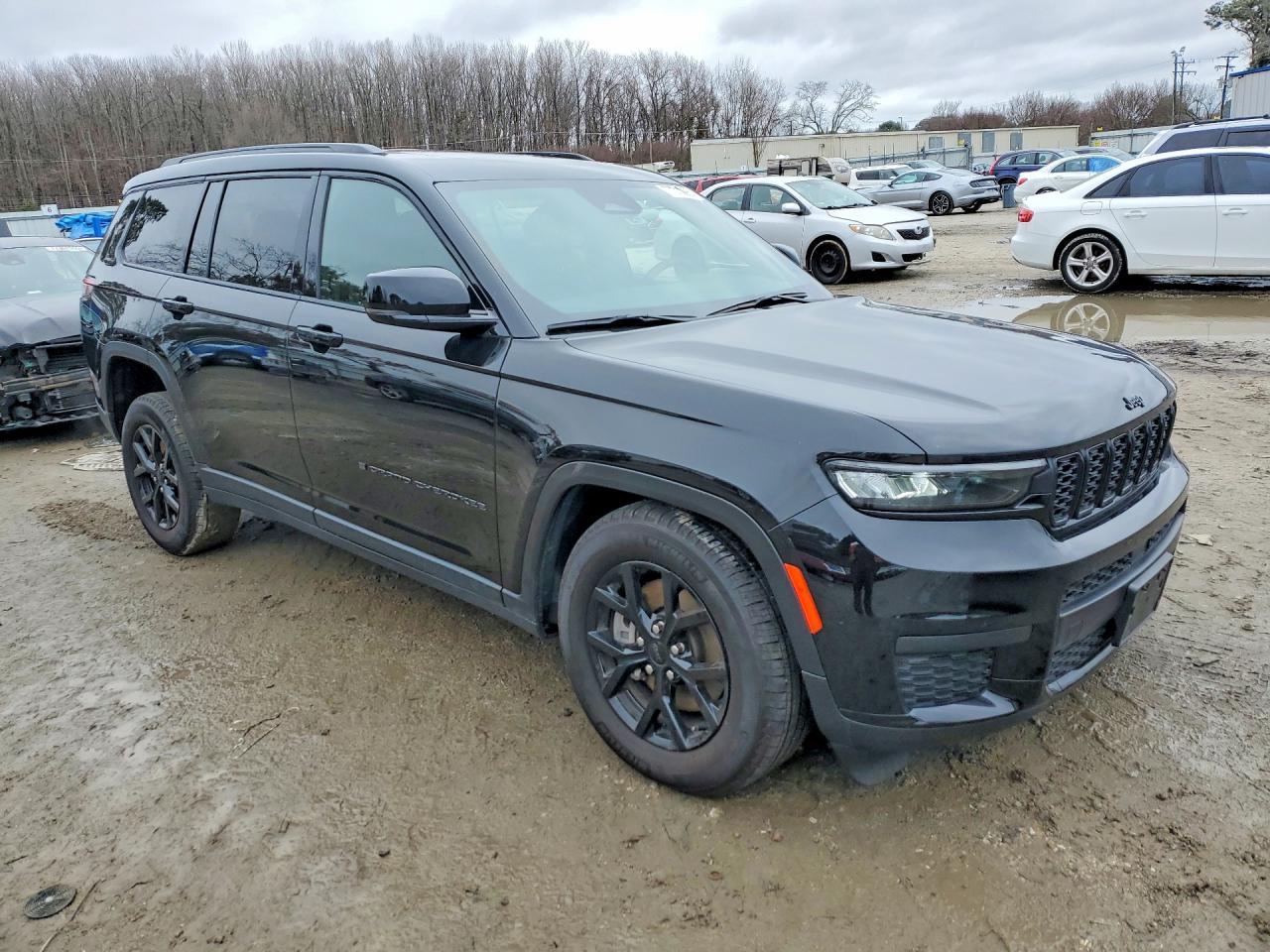 2025 Jeep Grand Cherokee L Laredo - zdjęcie 4