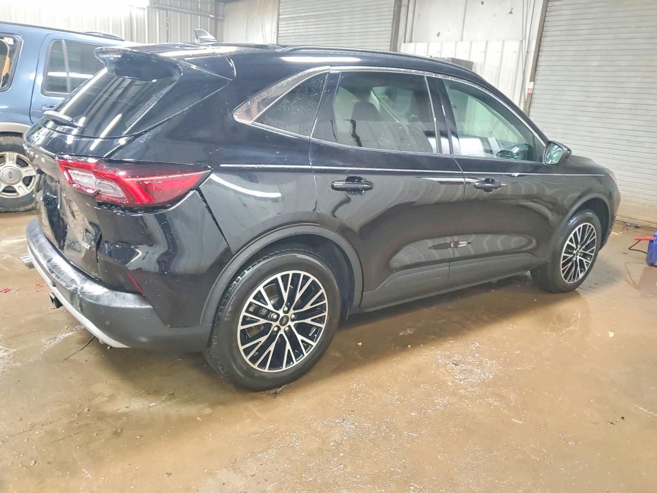2023 Ford Escape - zdjęcie 3