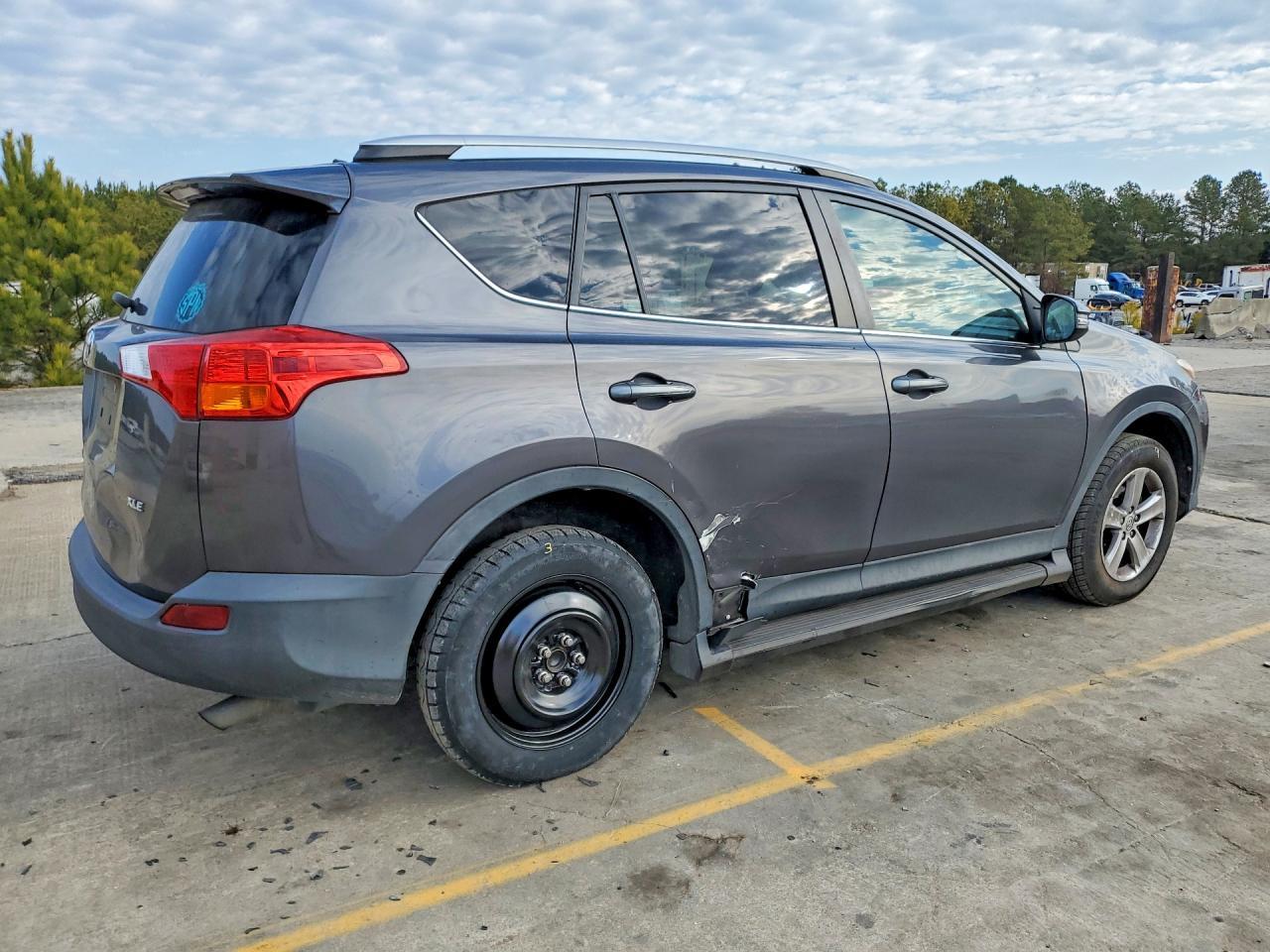 2013 Toyota Rav4 Xle - zdjęcie 3